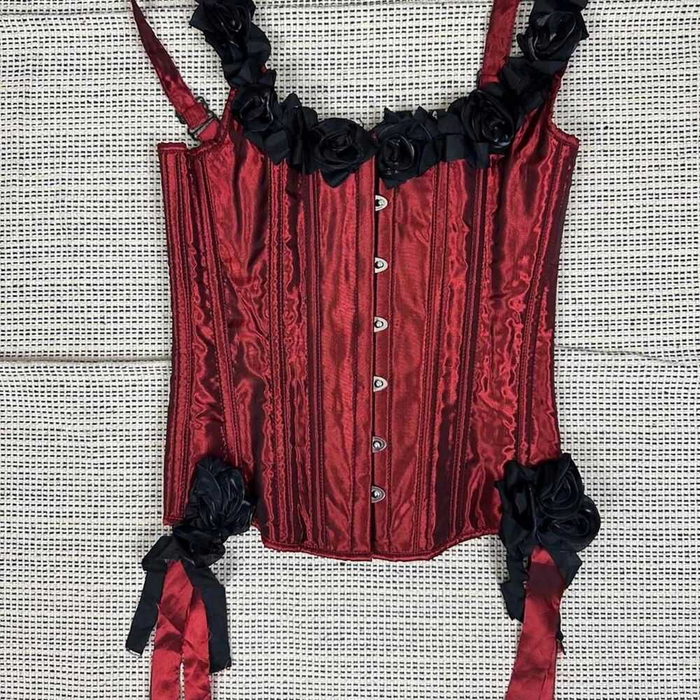 Vintage Y2K Heavy Red Steel Boned Romantic Gothic Red Black Corset Small